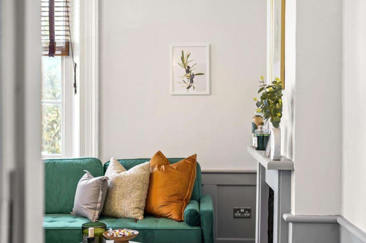 Apartament Fantastic London, Chiswick With Free Parking