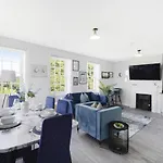 Fantastic Apartments London, Chiswick With Free Parking