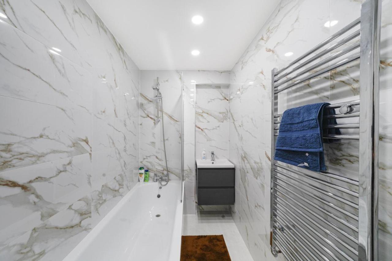 Fantastic London, Chiswick With Free Parking Appartamento Londra